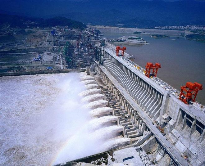 三峡大坝